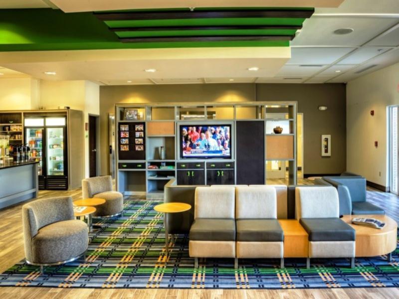 Holiday Inn Express Richmond By Ihg Εξωτερικό φωτογραφία