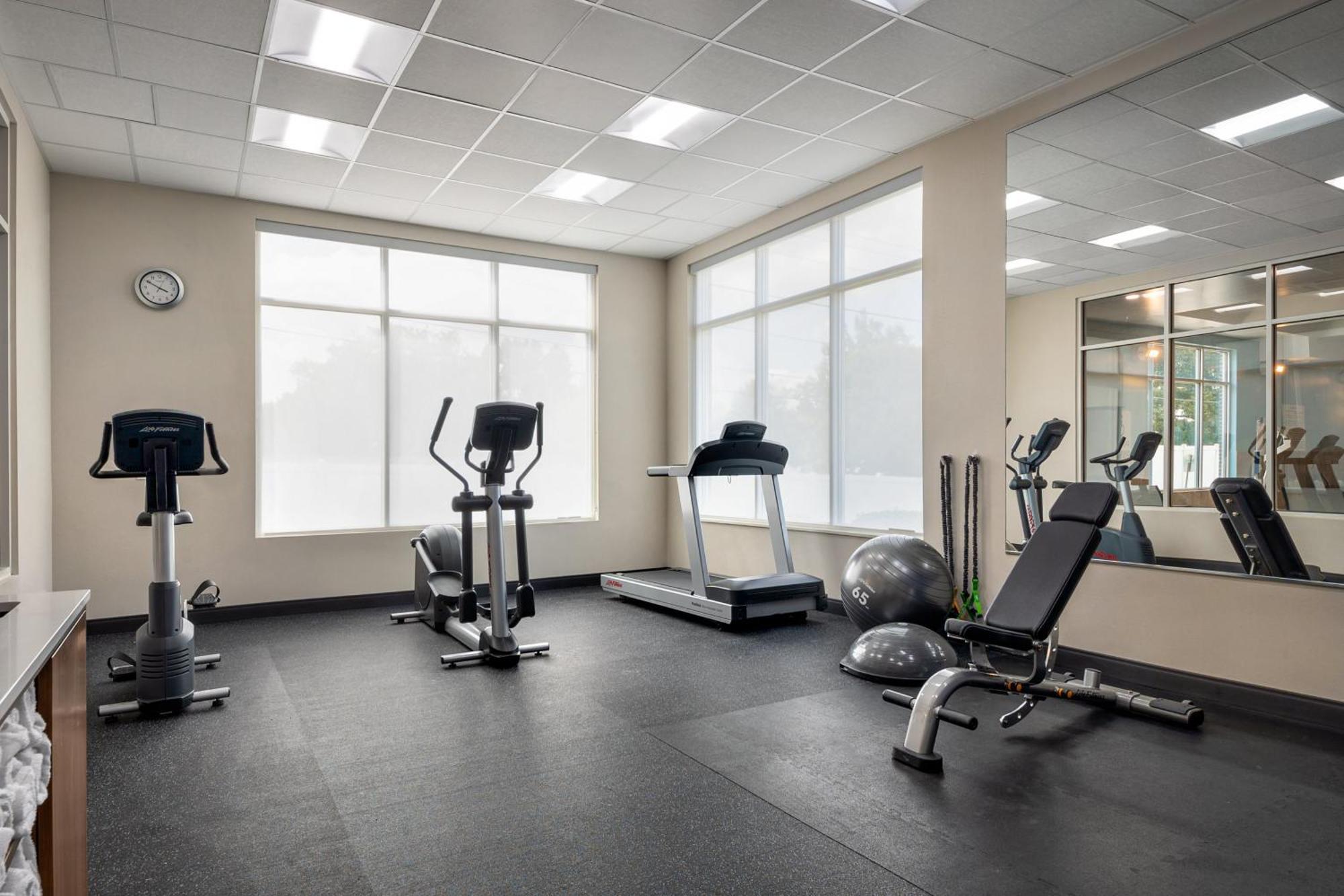 Holiday Inn Express Richmond By Ihg Εξωτερικό φωτογραφία