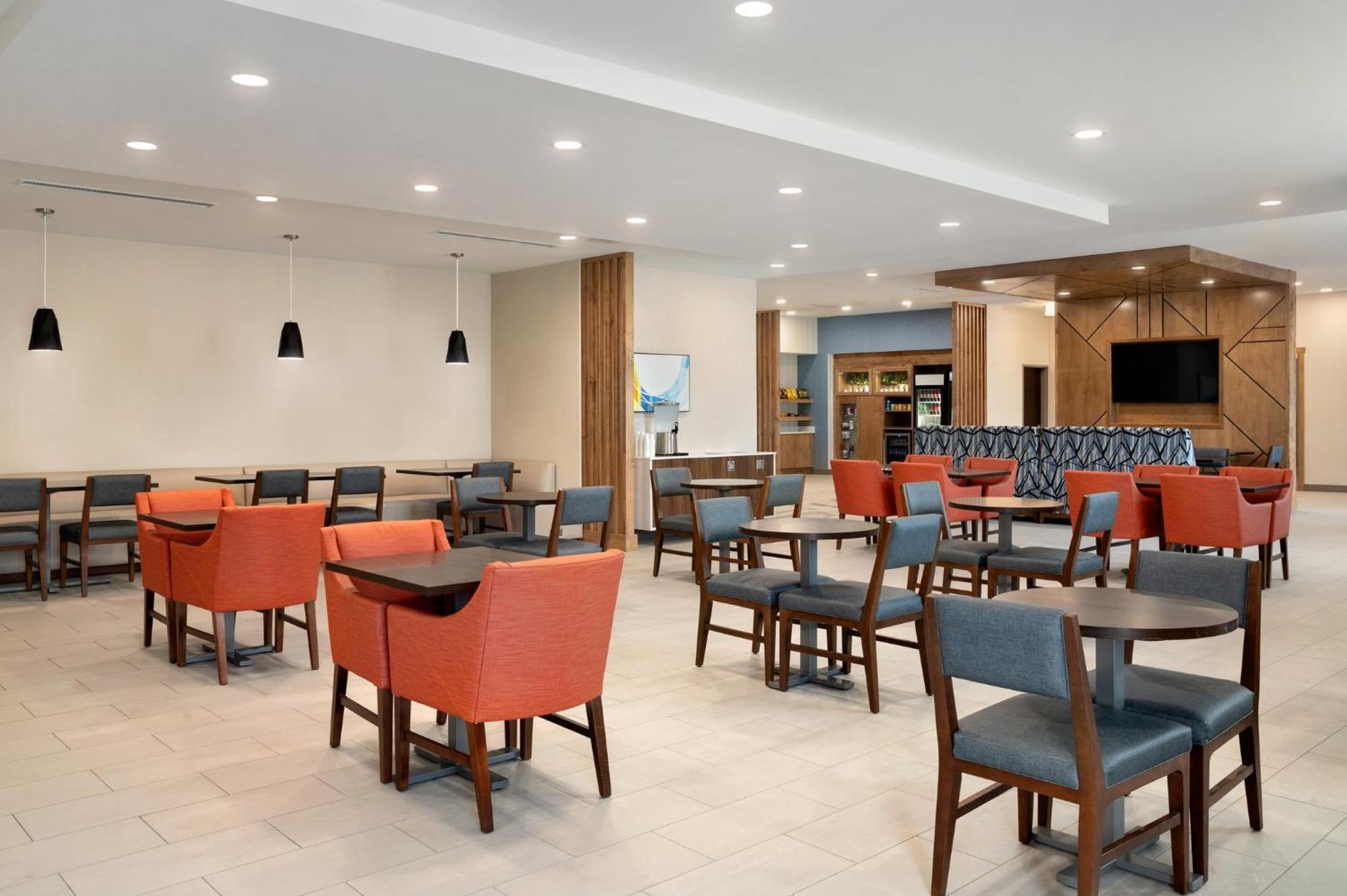 Holiday Inn Express Richmond By Ihg Εξωτερικό φωτογραφία