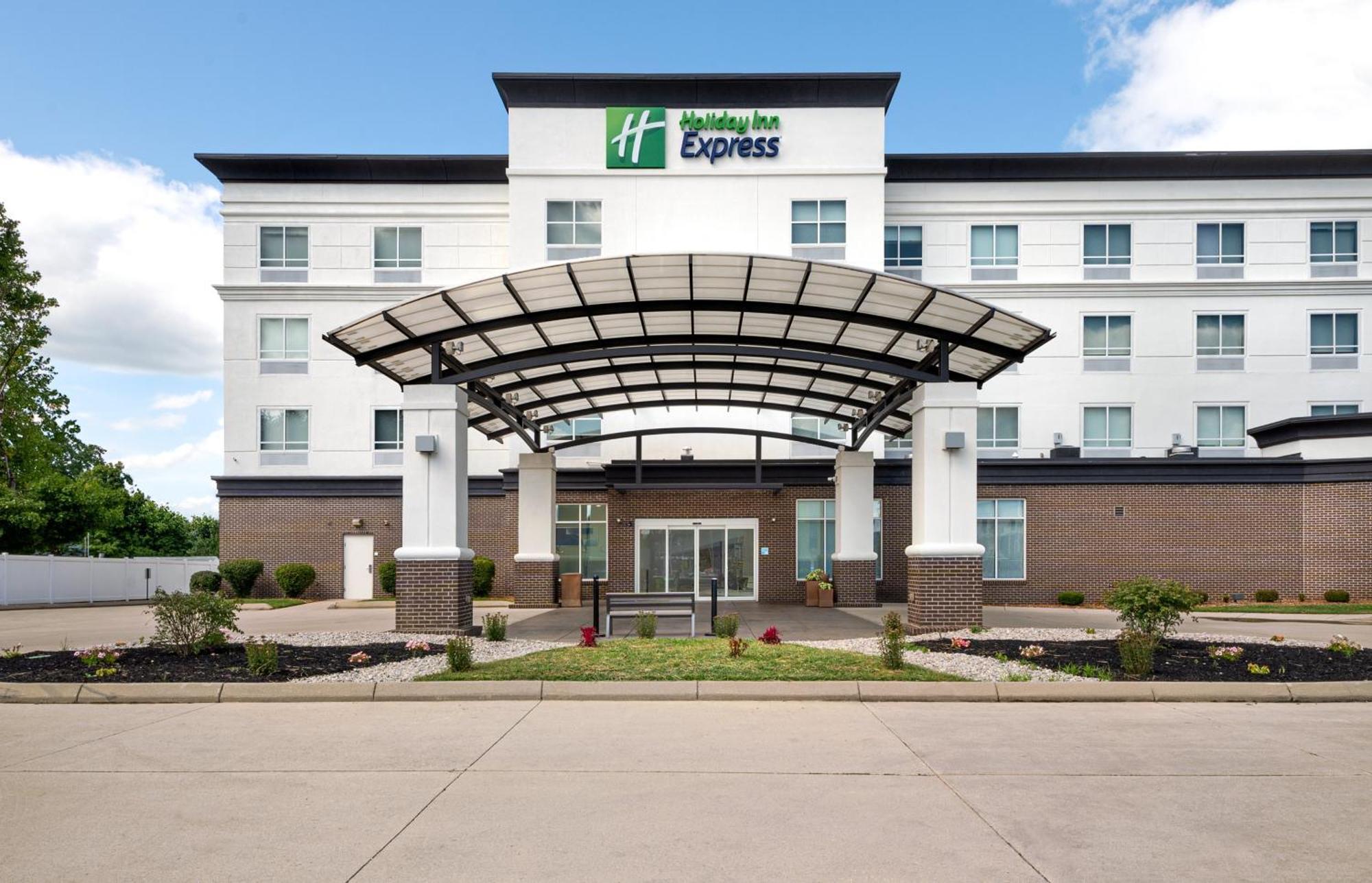 Holiday Inn Express Richmond By Ihg Εξωτερικό φωτογραφία