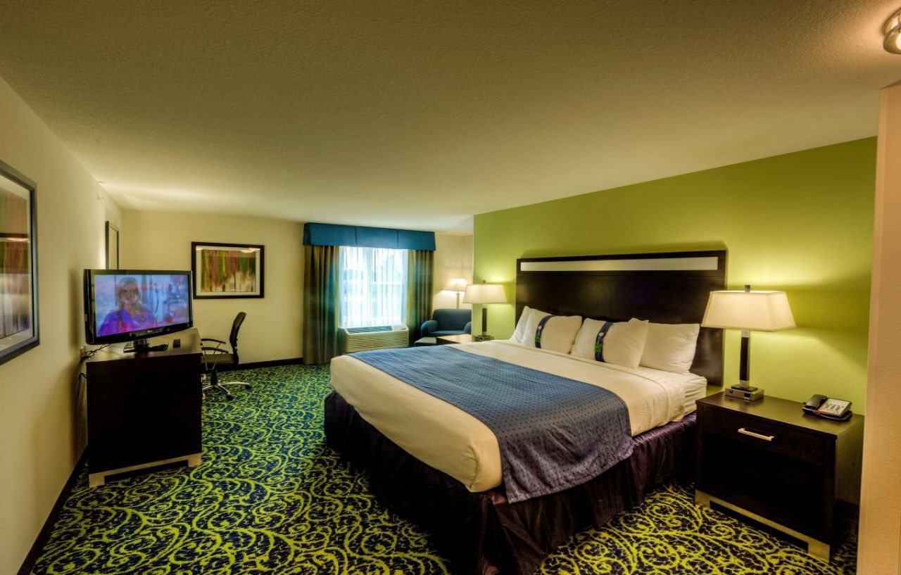 Holiday Inn Express Richmond By Ihg Εξωτερικό φωτογραφία