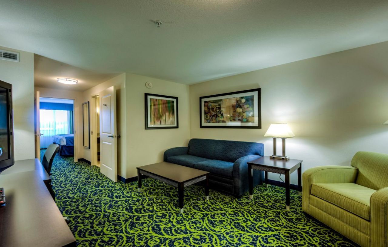 Holiday Inn Express Richmond By Ihg Εξωτερικό φωτογραφία